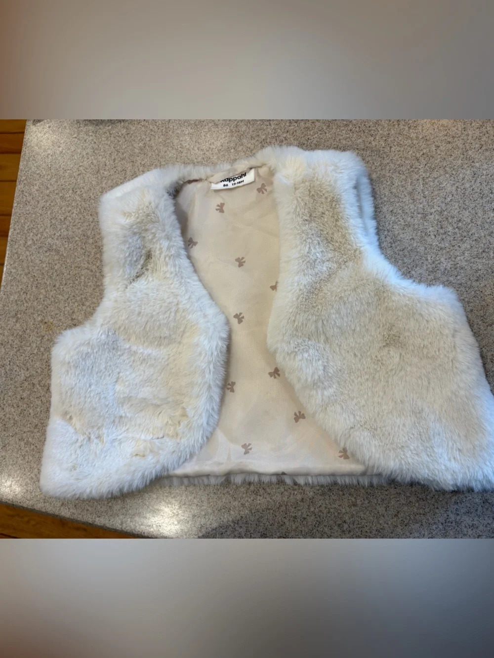 Kappahl Cream Faux Fur Kids Vest 12-18mo toddler girl